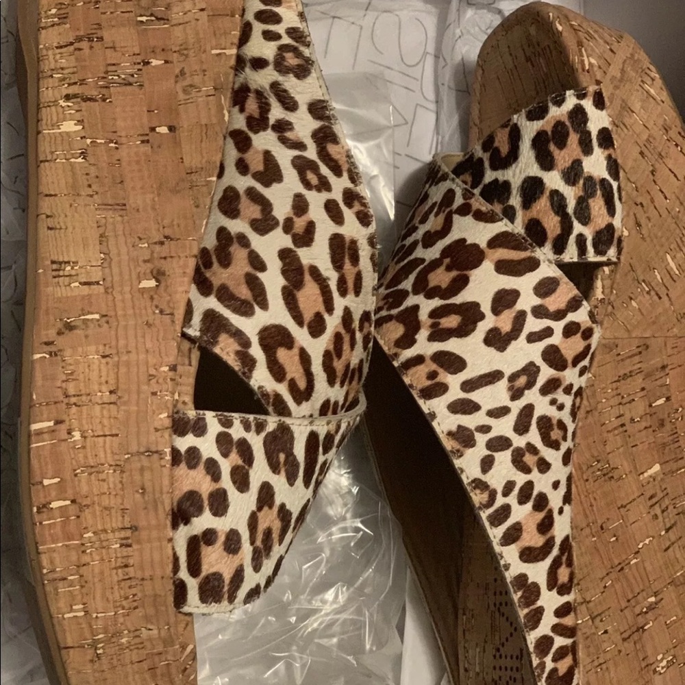 Leopard print wedges